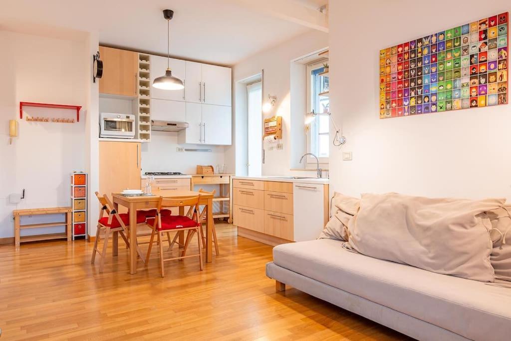 Guest Planet - Grazioso Bilocale Bande Nere M1 Apartment Milan Exterior photo
